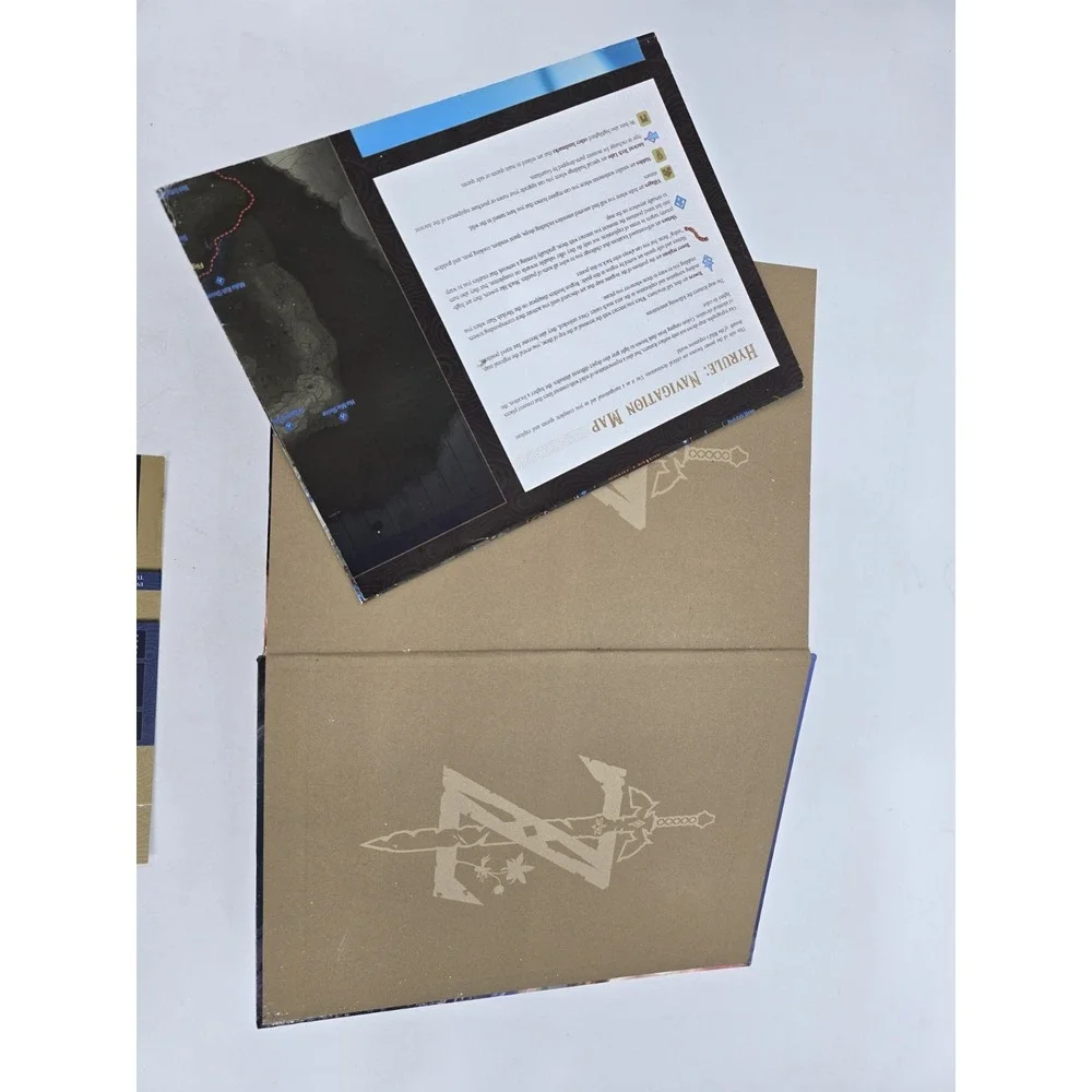 Breath of the Wild Guidebook Hardcover legend of‎ Zelda With Map